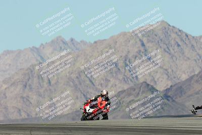 media/Dec-04-2025-Racers Edge (Thu) [[5ebc9f124d]]/3-B Group/6-Session 4 (Turn 9)/